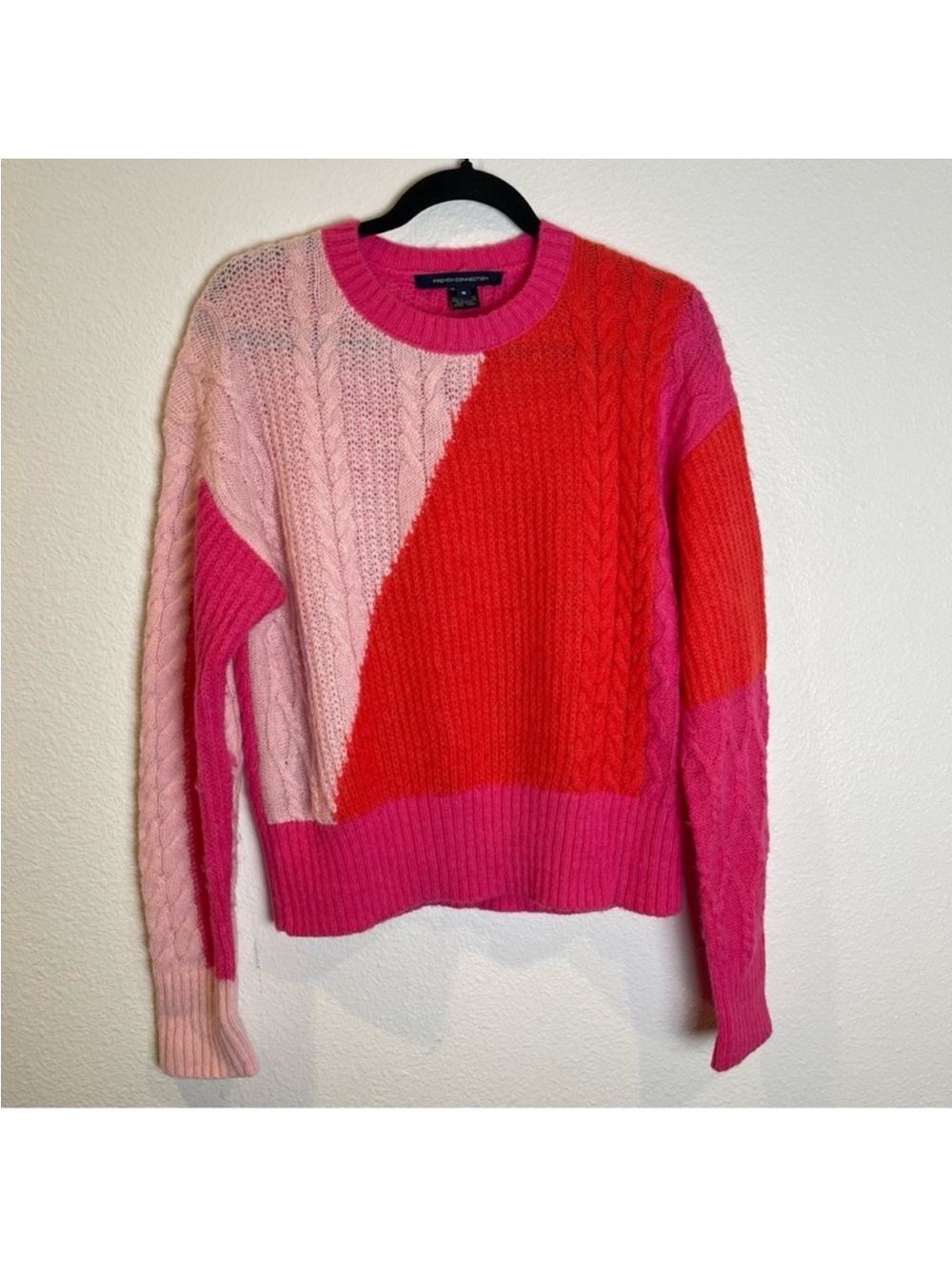 FRENCH CONNECTION Madelyn Colorblock Cable Knit Pullover Sweater Sz Medium Pink - Picture 2 of 8